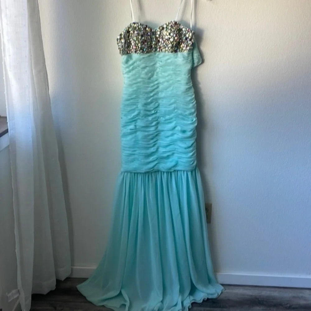 Faviana this dress